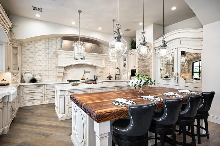 A beautiful kitchen designed and built by Fratantoni Interior Designer, a Scottsdale Luxury Interior Design Firm.
